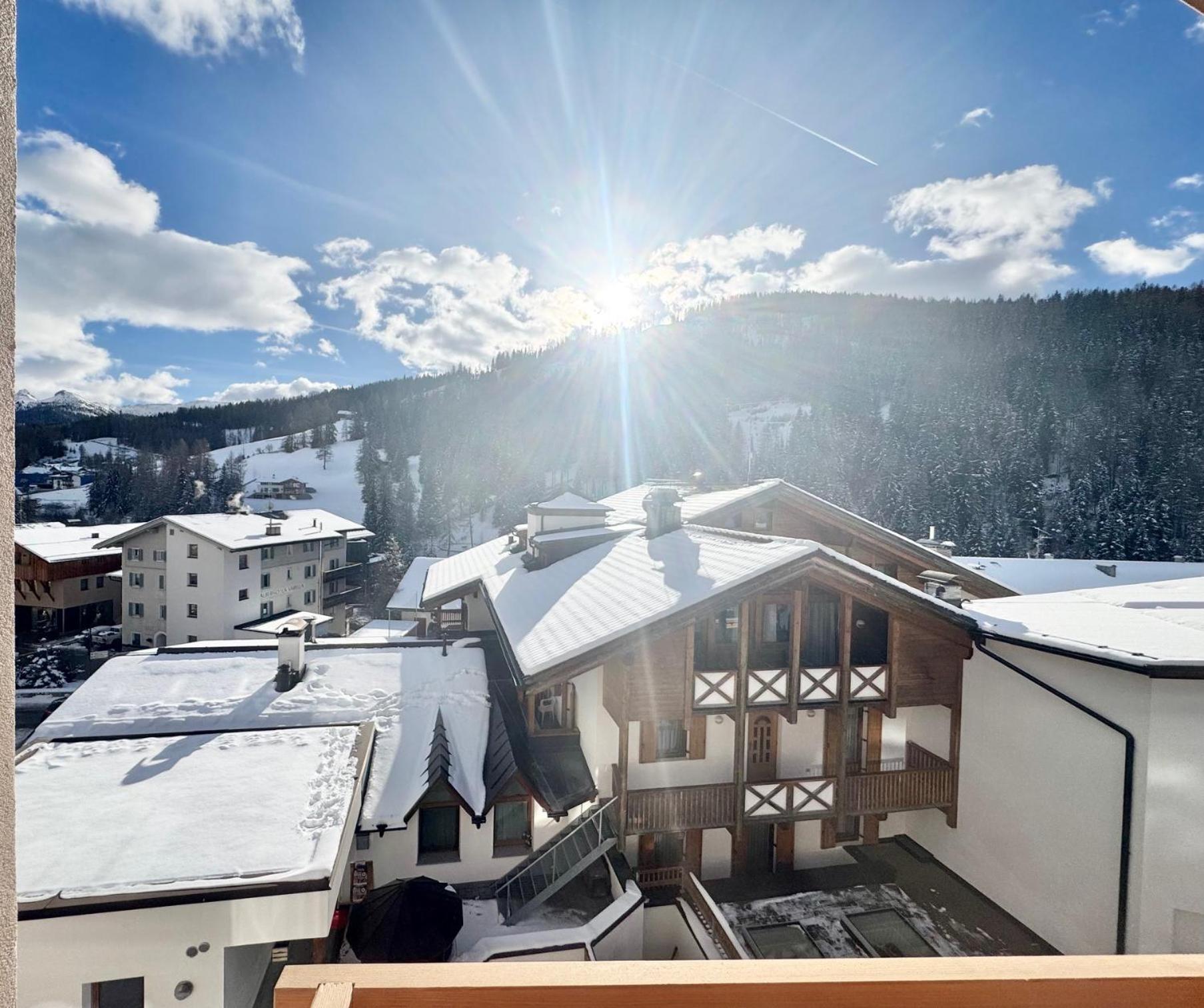 Residence Vajolet San Cassiano Exteriör bild